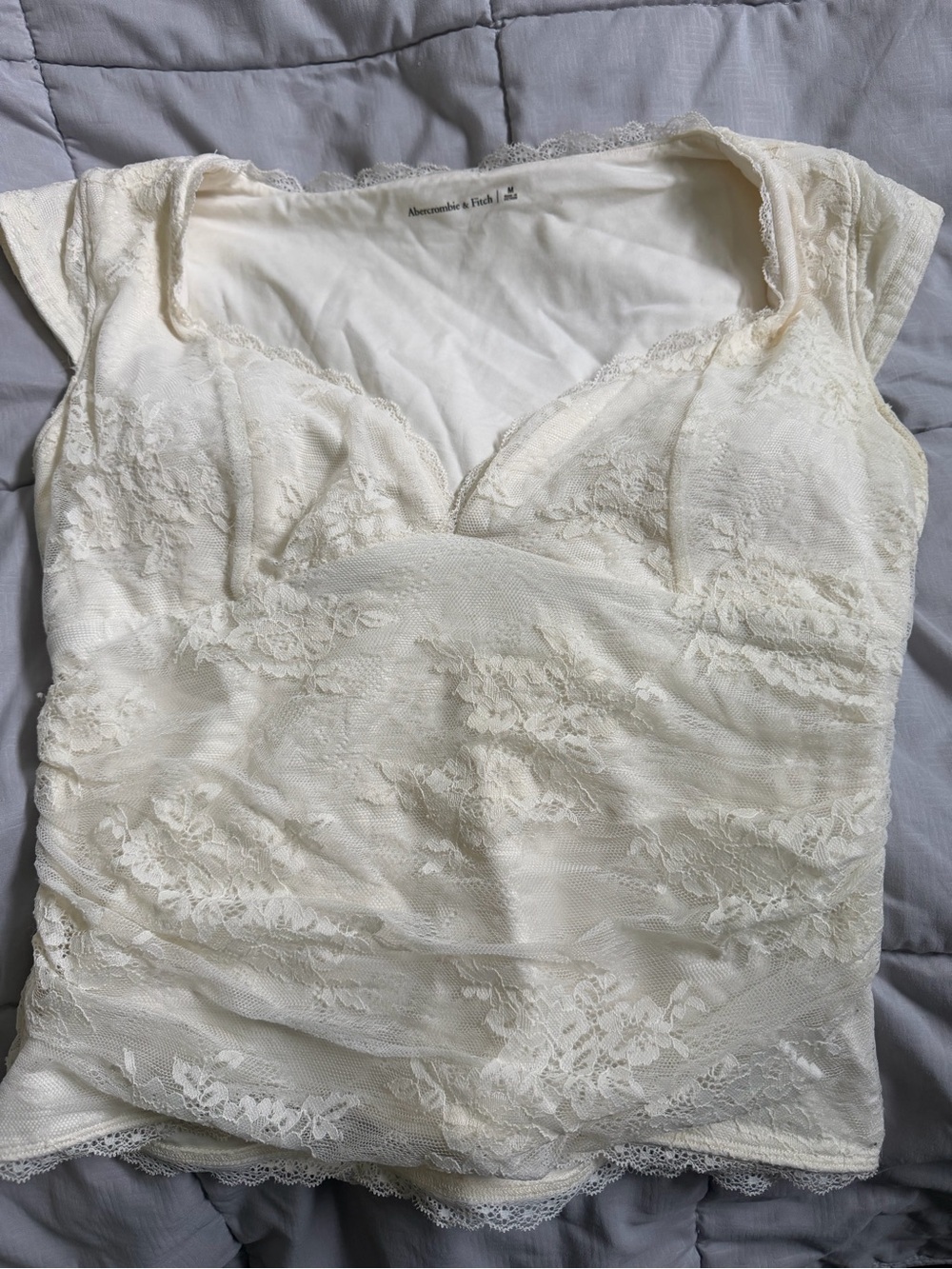Abercrombie bra free lace top